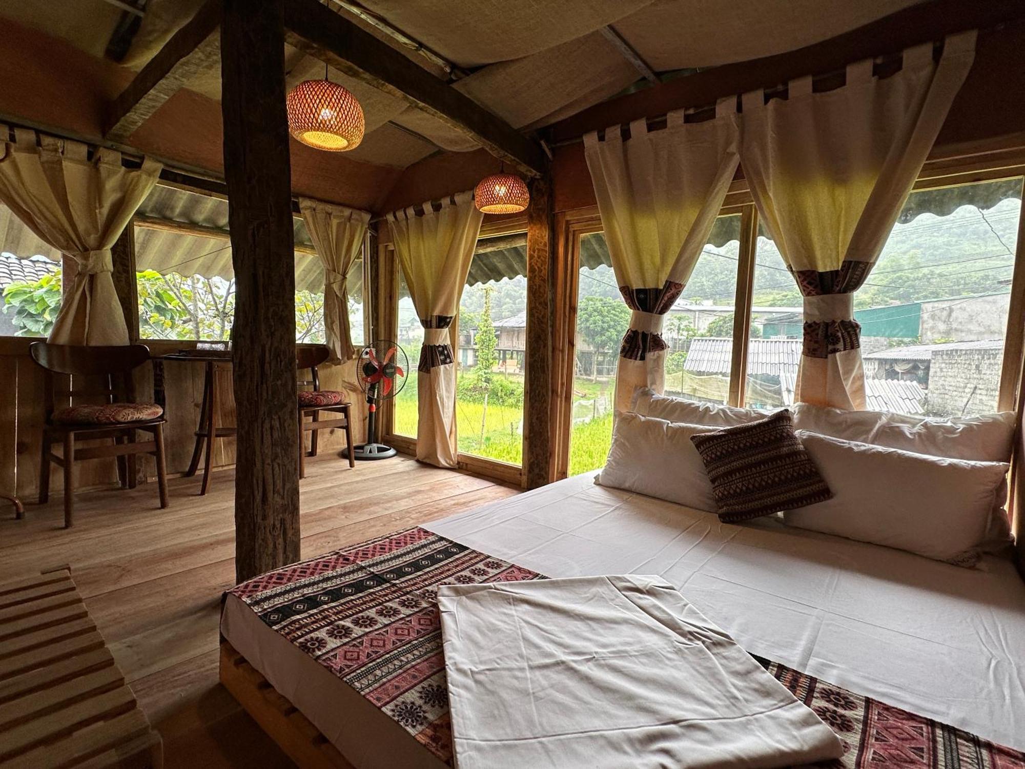 Du Gia Thu'S Homestay Làng Cac Exterior foto